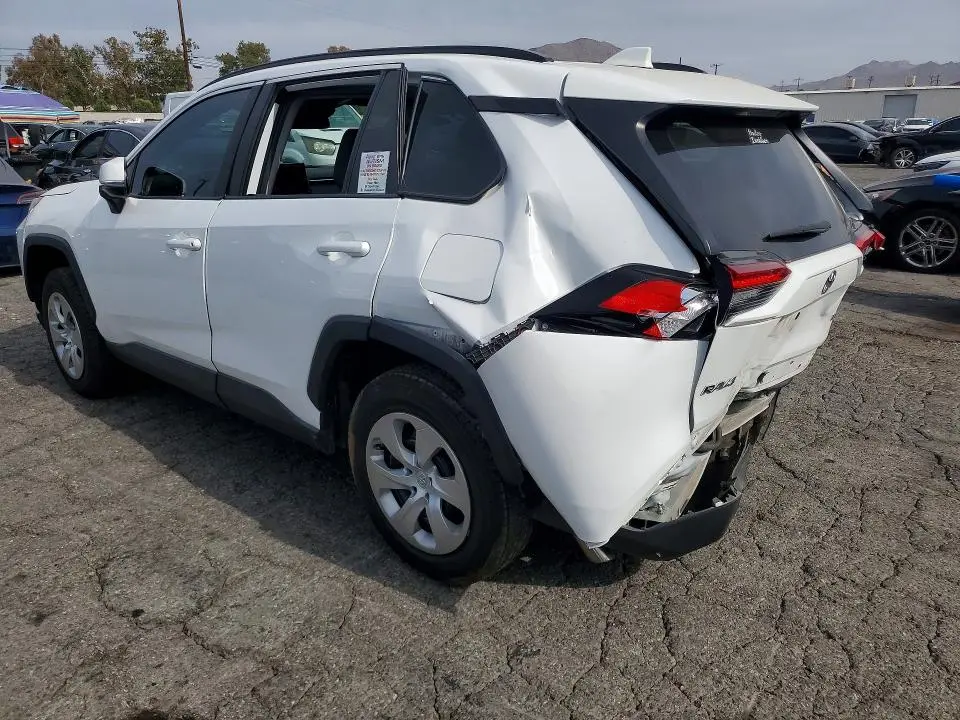 2021 TOYOTA RAV4 LE  