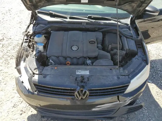 2011 VOLKSWAGEN JETTA SE  