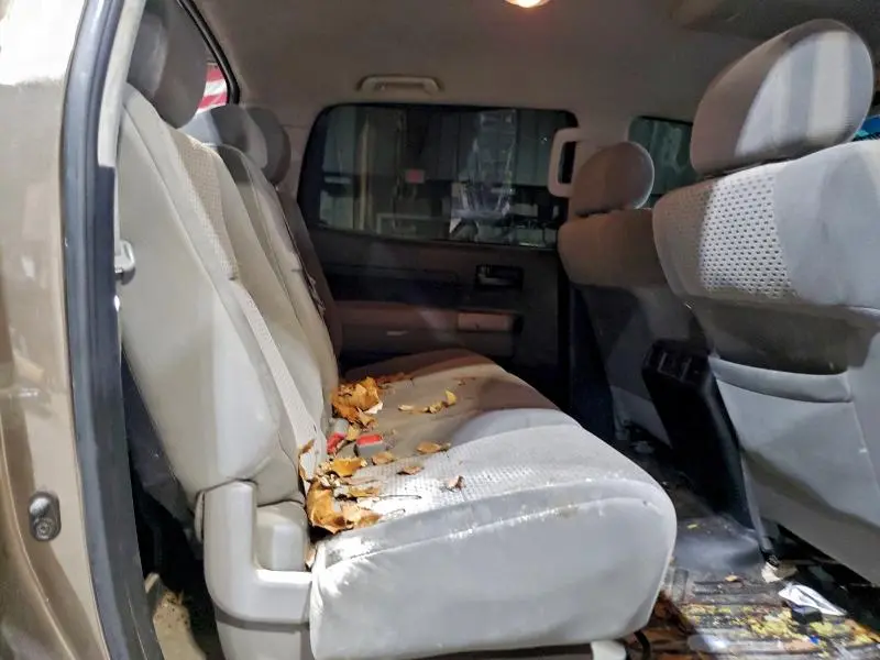 2011 TOYOTA TUNDRA CREWMAX SR5  