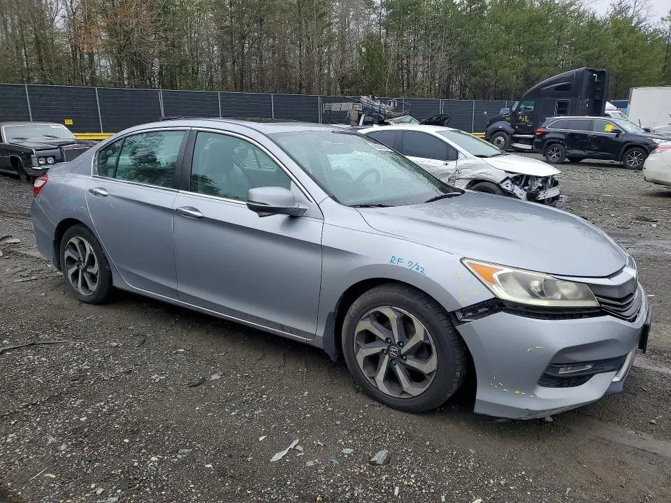 2017 HONDA ACCORD EX  