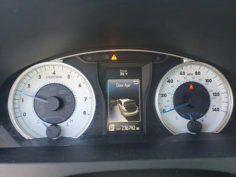 2016 TOYOTA CAMRY SPECIAL EDITION  