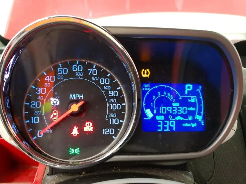 2015 CHEVROLET SPARK 2LT  