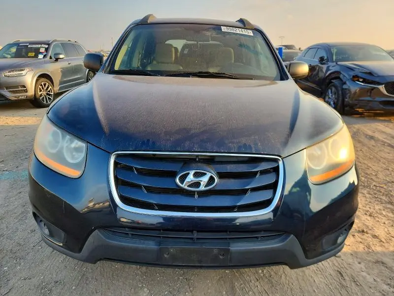 2011 HYUNDAI SANTA FE   