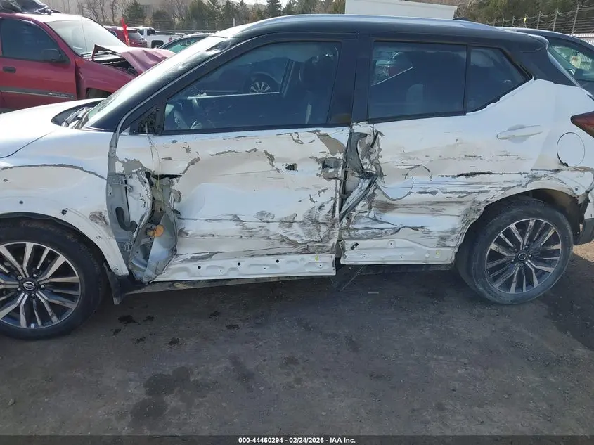 2021 NISSAN KICKS SV XTRONIC CVT