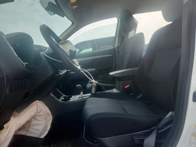 2014 MITSUBISHI OUTLANDER SE  