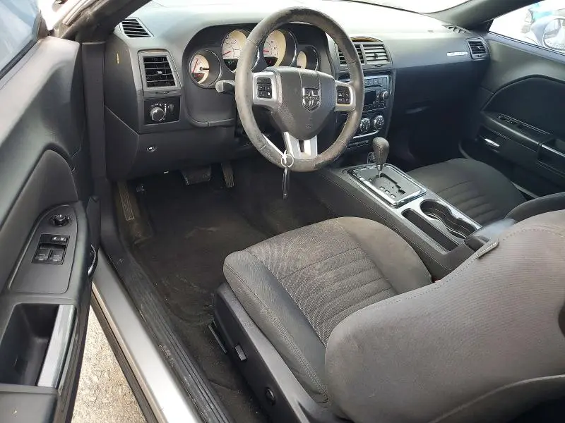 2012 DODGE CHALLENGER SXT  