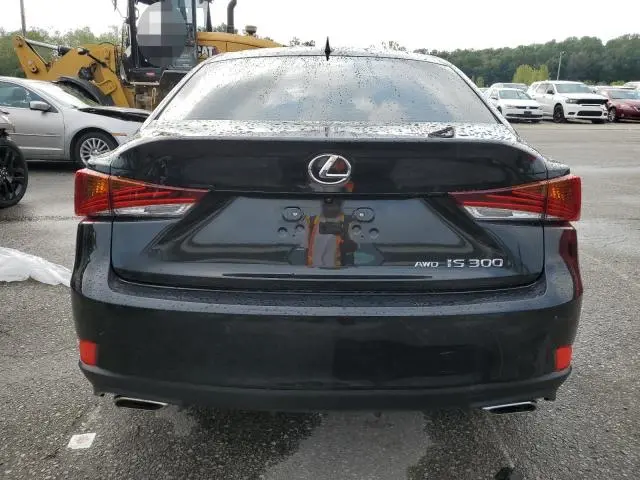 2018 LEXUS IS 300