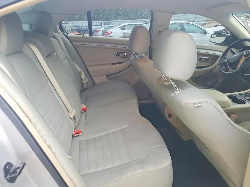 2017 FORD TAURUS SE  