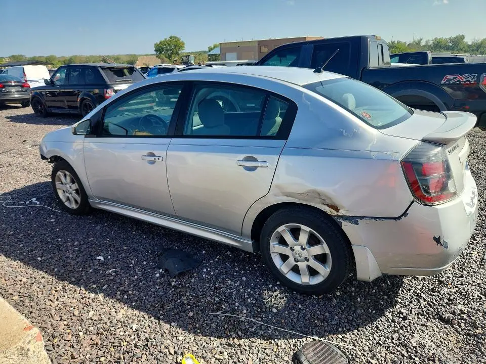 2010 NISSAN SENTRA 2.0  