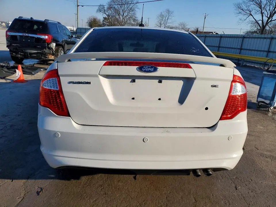 2012 FORD FUSION SE  
