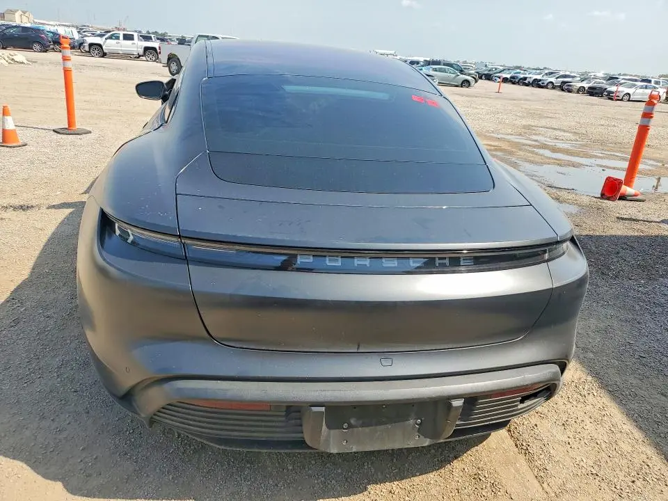 2020 PORSCHE TAYCAN 4S  