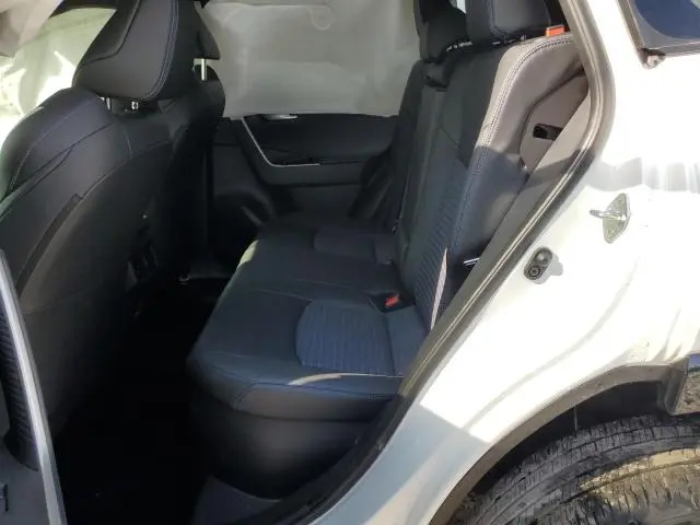 2025 TOYOTA RAV4 XSE  