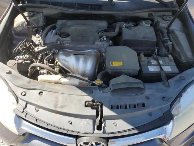 2015 TOYOTA CAMRY LE  