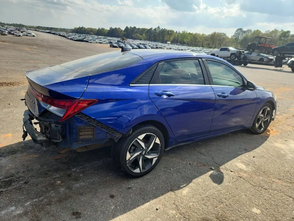 2021 HYUNDAI ELANTRA SEL  