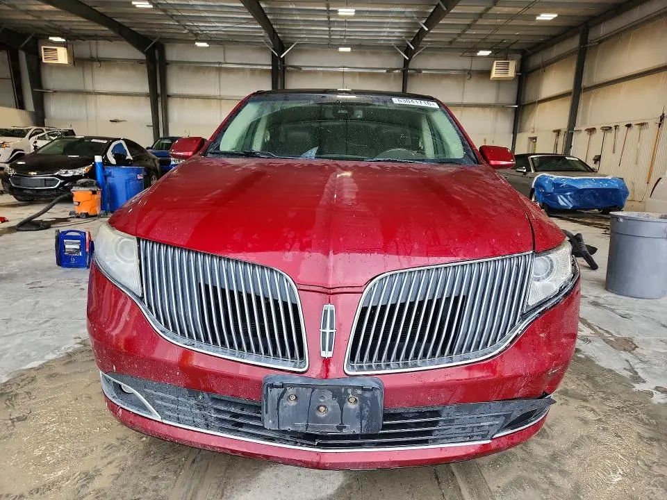 2015 LINCOLN MKT   