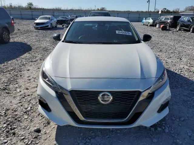 2022 NISSAN ALTIMA SR  