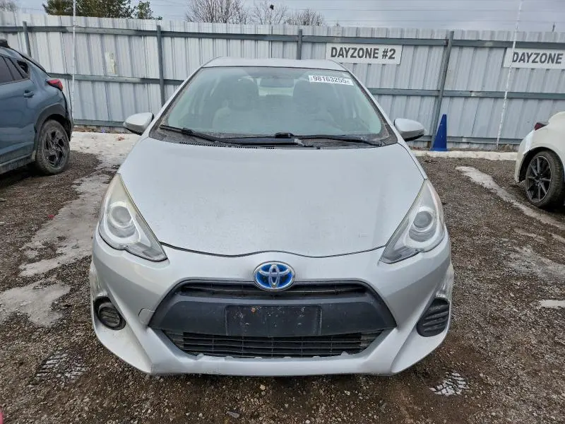 2015 TOYOTA PRIUS C   