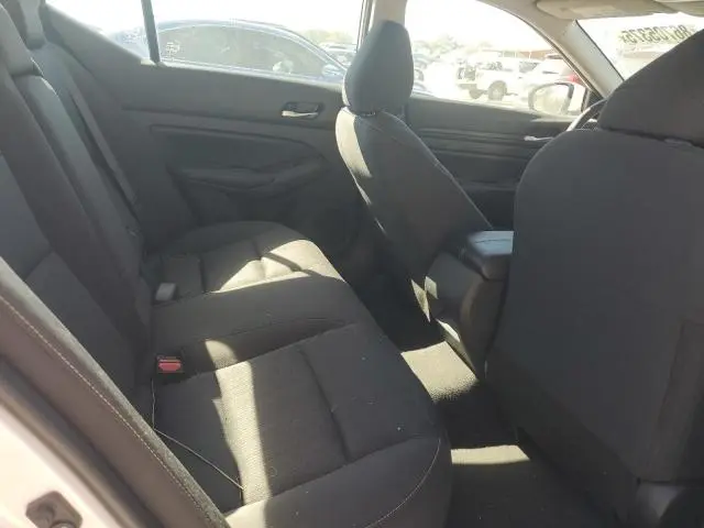 2022 NISSAN ALTIMA S  