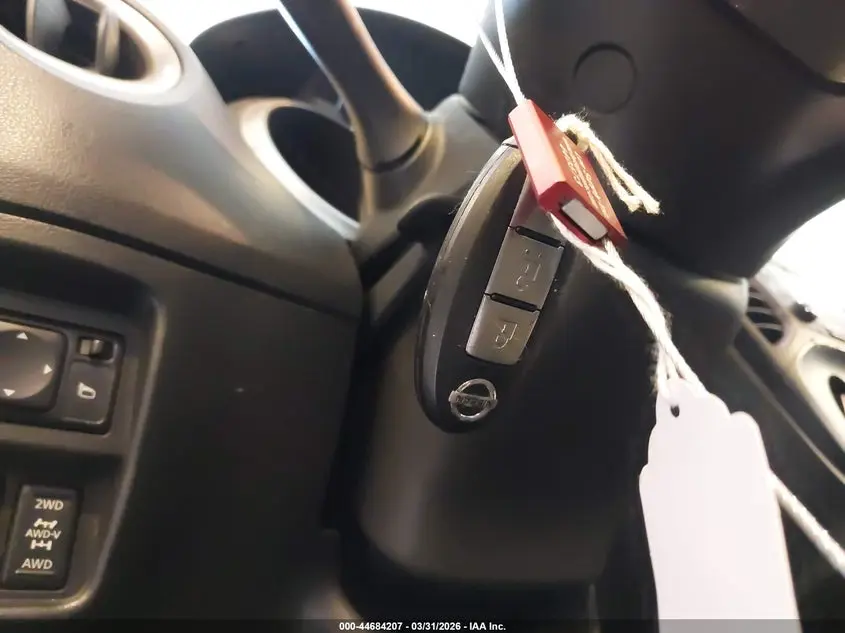 2015 NISSAN JUKE S