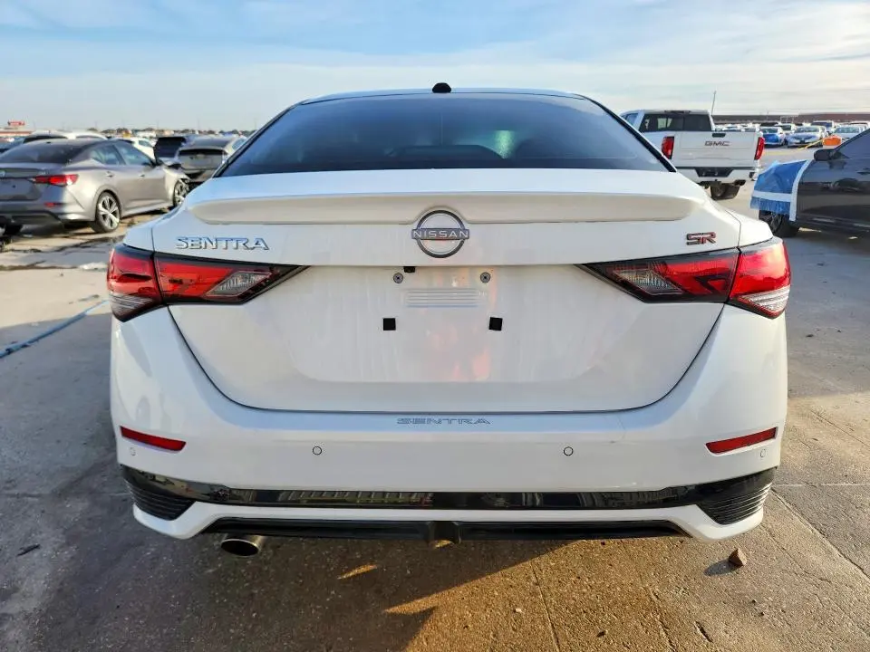 2025 NISSAN SENTRA SR  