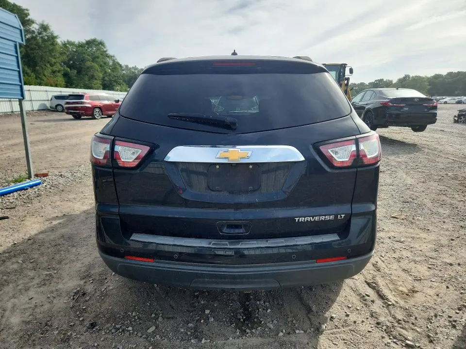 2013 CHEVROLET TRAVERSE LT  