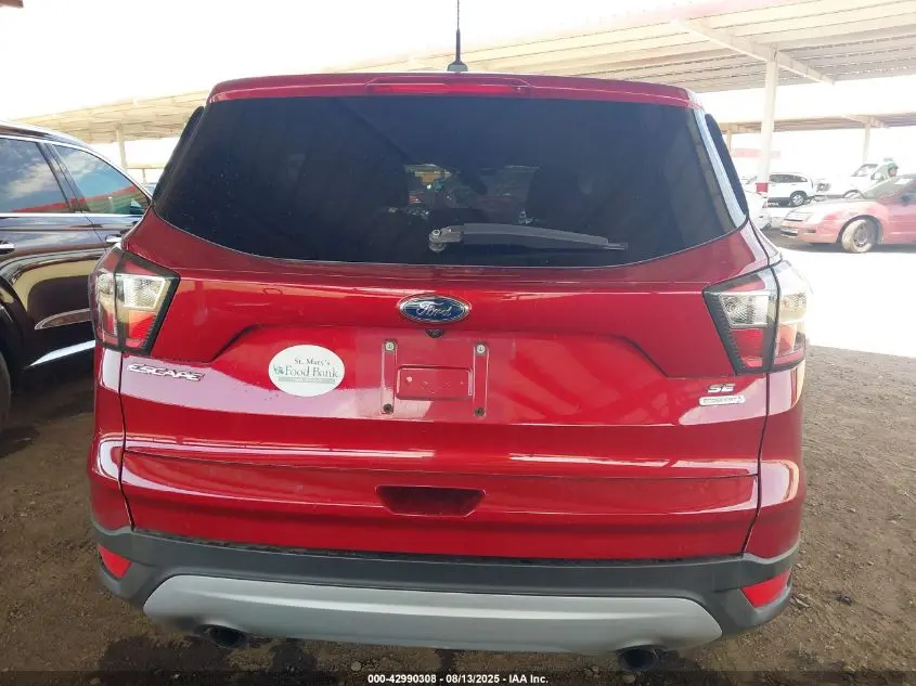 2017 FORD ESCAPE SE