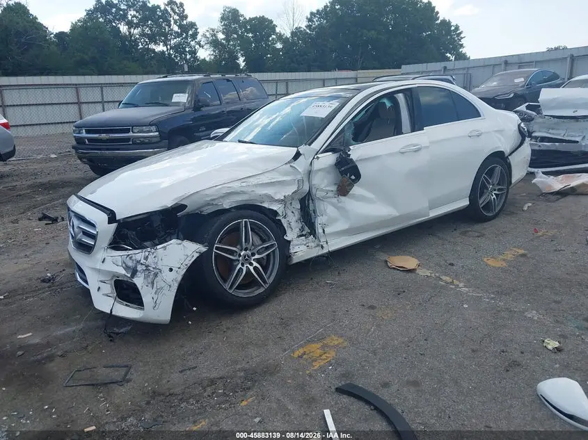2017 MERCEDES-BENZ E 300  