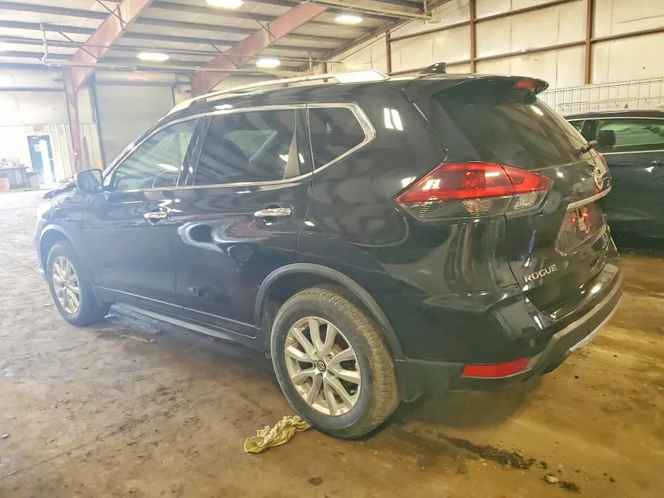 2020 NISSAN ROGUE SV  