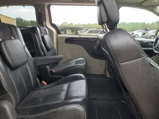 2011 CHRYSLER TOWN & COUNTRY LIMITED  