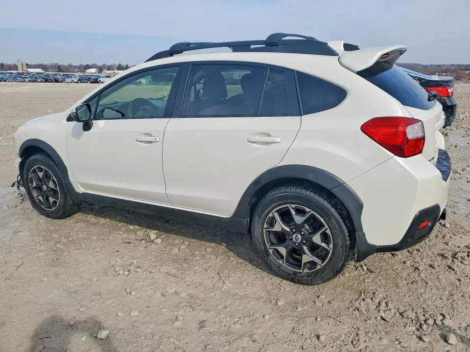2017 SUBARU CROSSTREK LIMITED  