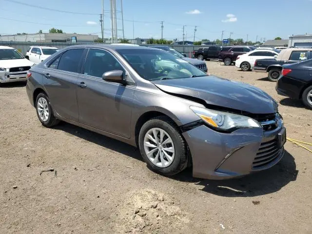 2016 TOYOTA CAMRY LE  