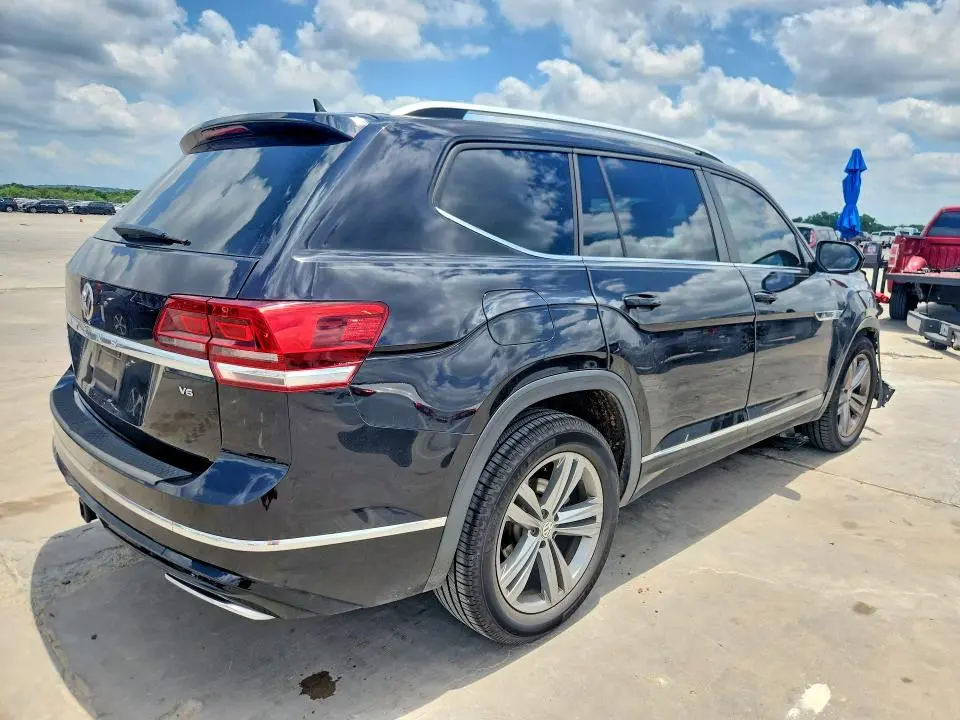 2018 VOLKSWAGEN ATLAS SE  
