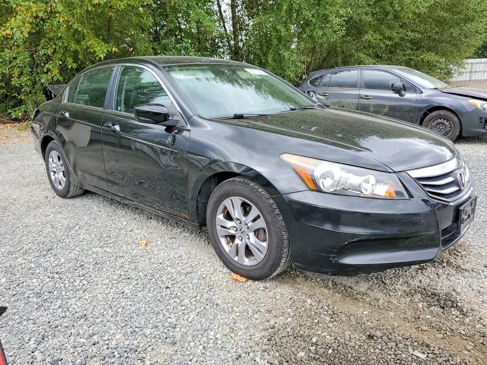 2011 HONDA ACCORD SE  