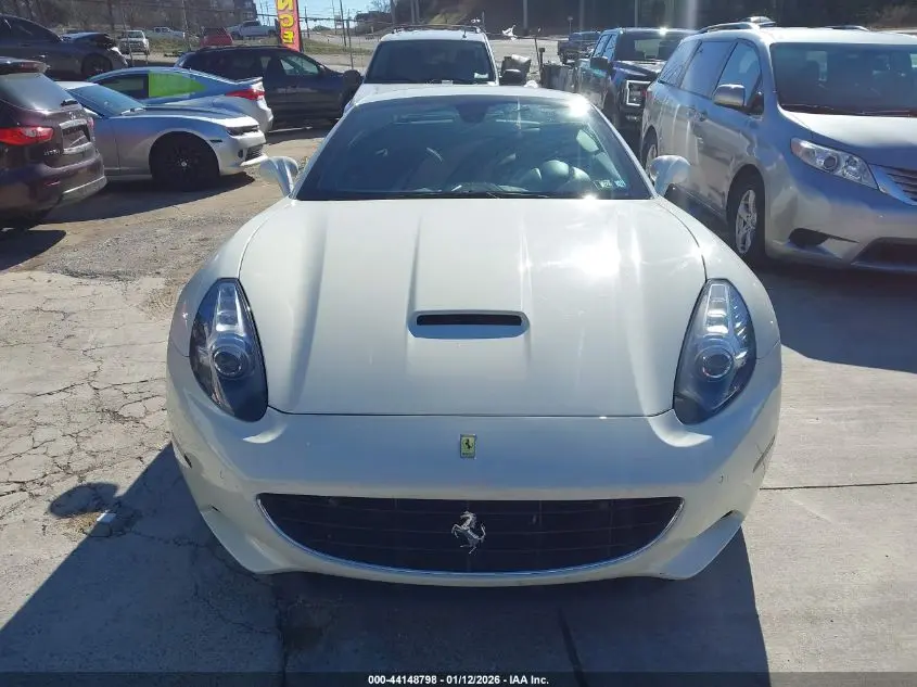 2013 FERRARI CALIFORNIA  
