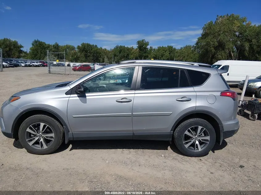 2016 TOYOTA RAV4 XLE