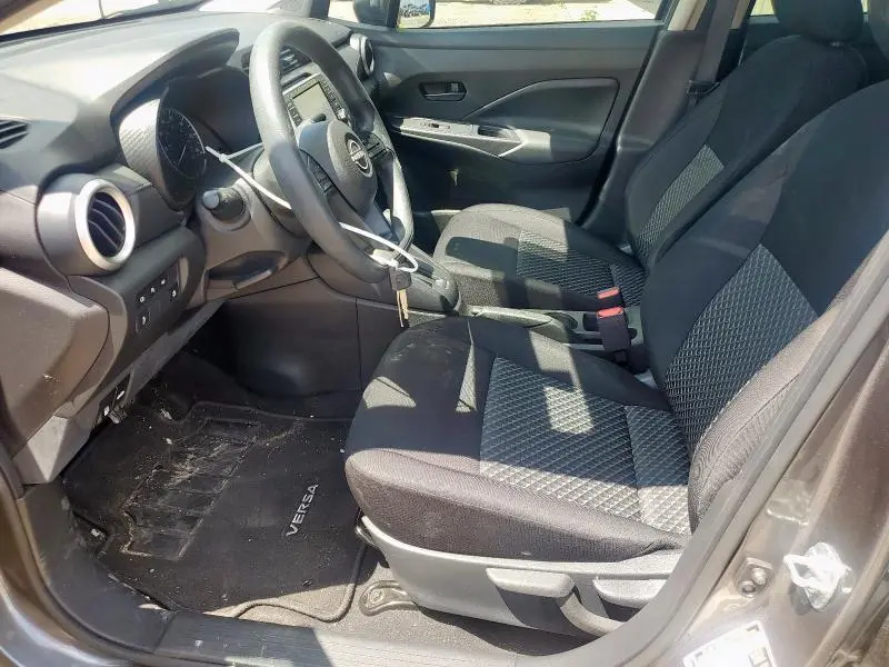 2023 NISSAN VERSA S  