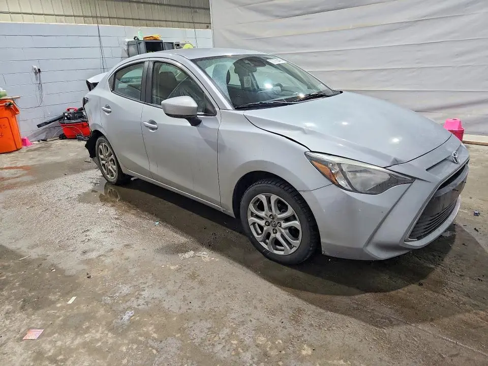 2017 TOYOTA YARIS IA   