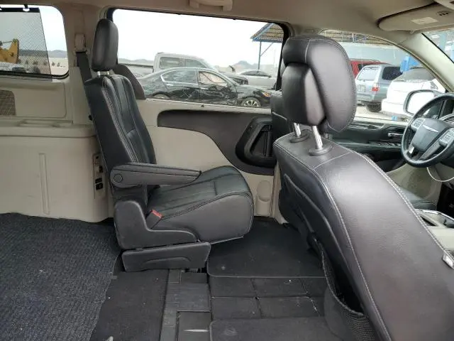 2013 CHRYSLER TOWN & COUNTRY TOURING L  