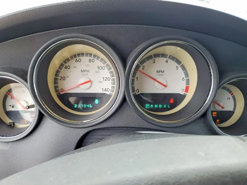 2010 DODGE CHARGER SXT  