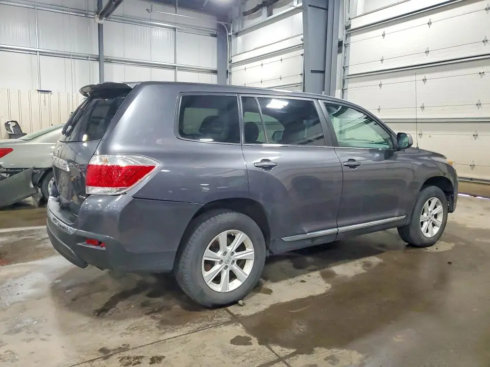 2012 TOYOTA HIGHLANDER BASE  