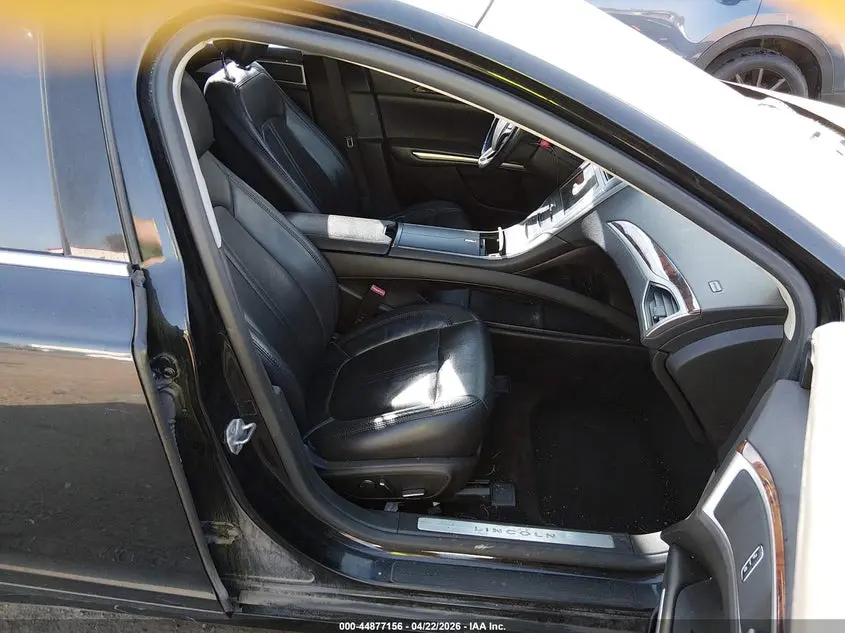 2014 LINCOLN MKZ  