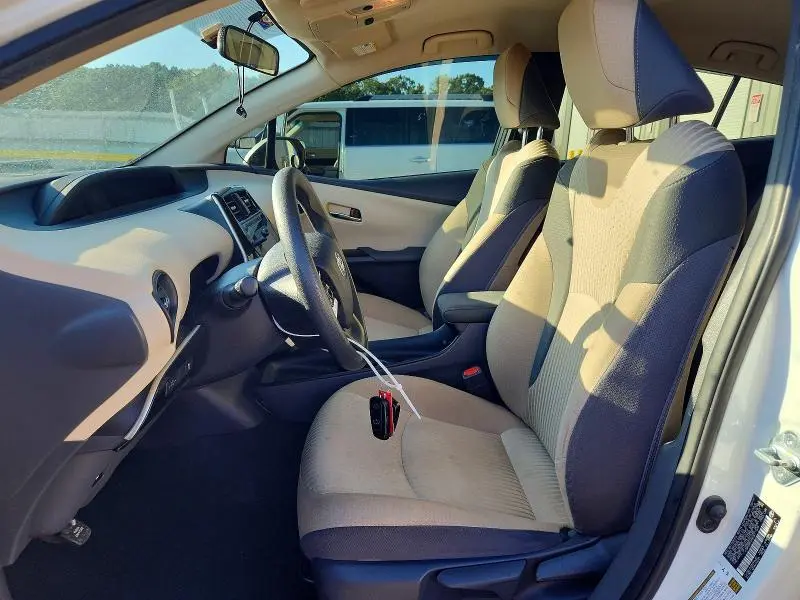 2016 TOYOTA PRIUS TWO  