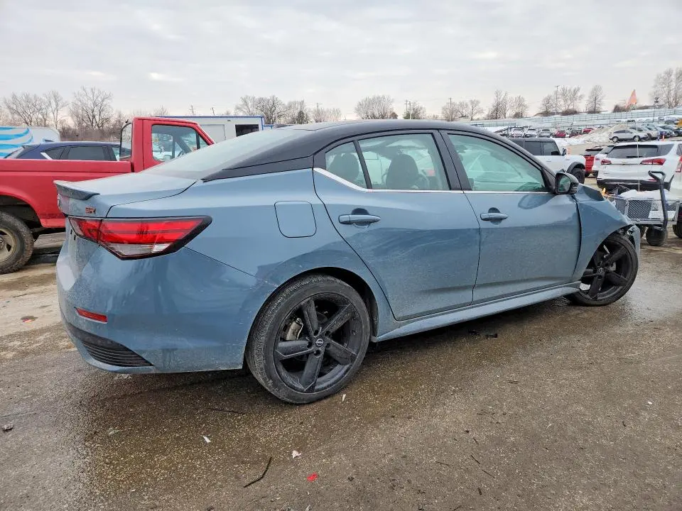 2024 NISSAN SENTRA SR  