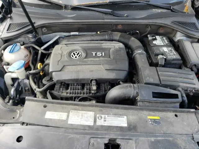 2017 VOLKSWAGEN PASSAT SE  