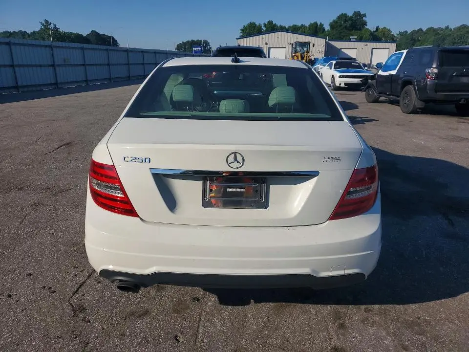 2012 MERCEDES-BENZ C 250  