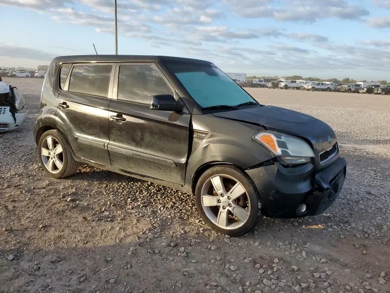 2011 KIA SOUL +  
