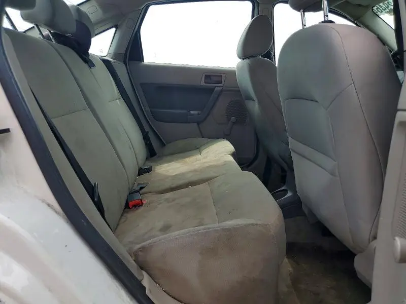 2010 FORD FOCUS S  