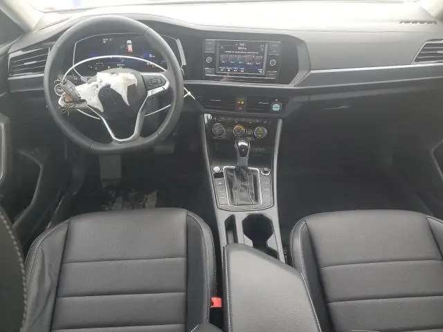 2024 VOLKSWAGEN JETTA SE  