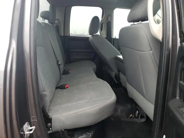 2015 RAM 1500 ST  