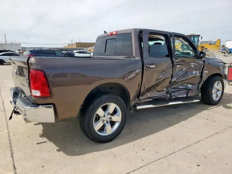 2018 RAM 1500 SLT